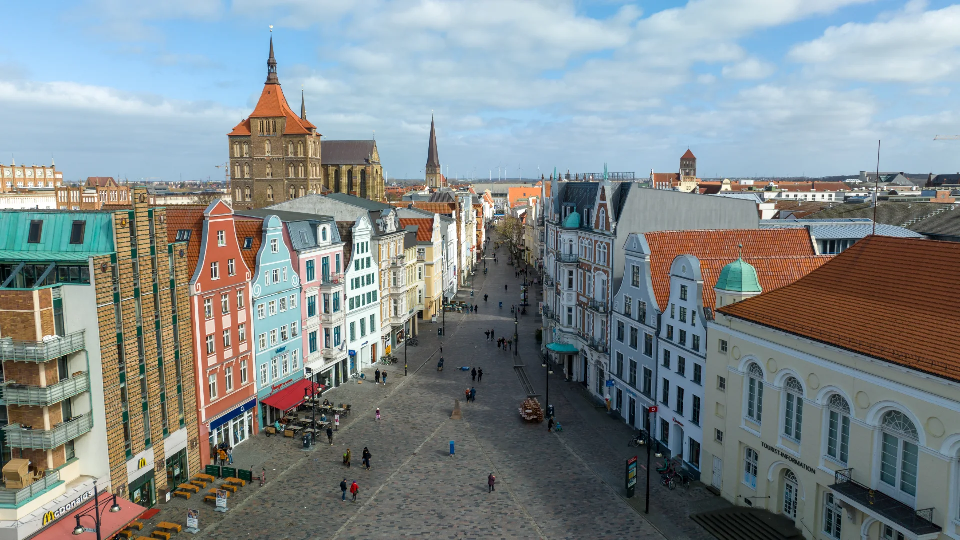 Kröpeliner Straße in Rostock aus der Luft