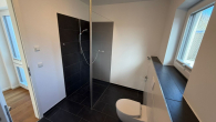 Badezimmer OG - Zwei freie Doppelhaushälften im Paket zu verkaufen
