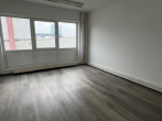 Bild - Helle, abgeschlossene Büro- und Gewerbefläche mit flexibler Grundrissgestaltung