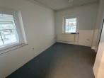 Büro 3 - Werbewirksame Verkaufs- und Büroeinheit westlich von Rostock zu vermieten