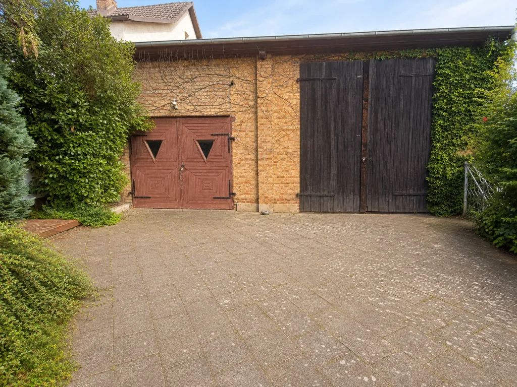 Scheune & Garage