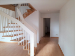 Flur - 2-Zi.-Maisonette-Whg. zzgl. Galerie