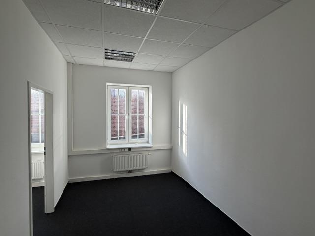 Büro (4)