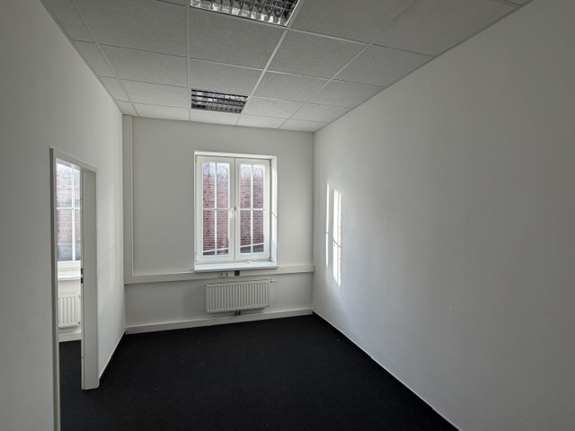 Büro (4)